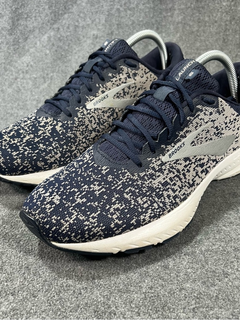 Brooks Launch 6 Men's Size 8.5 D Grey/Peacoat/Silver Running Shoes Athletic